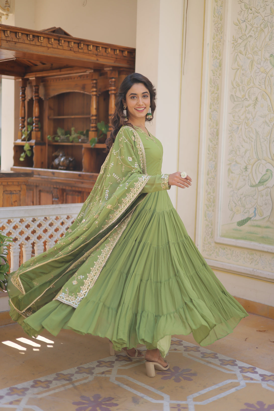 Green Women's Designer Gown With Dupatta Sets