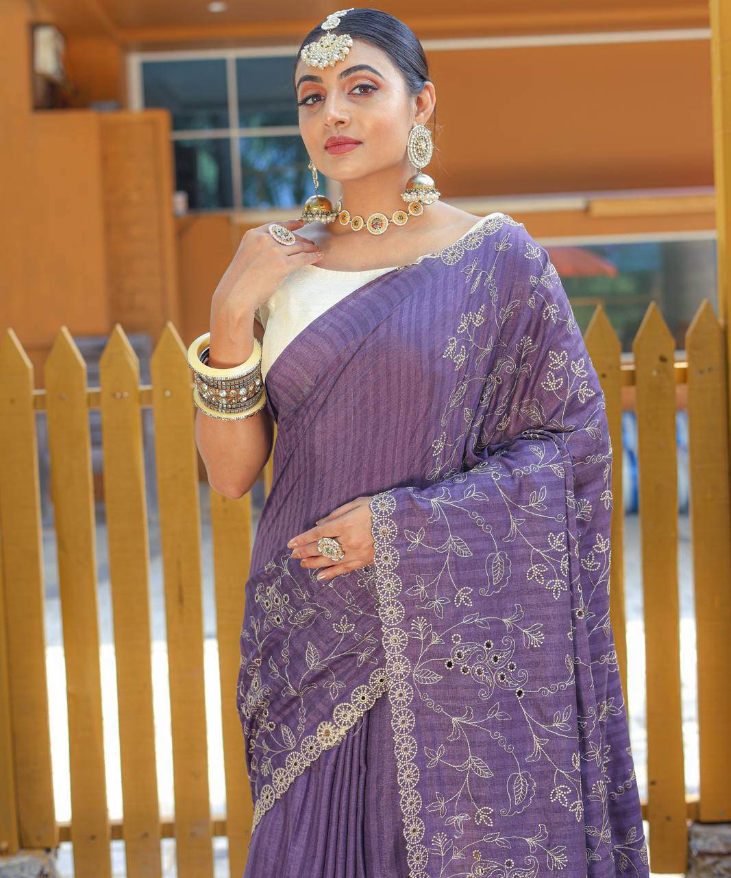 Pure Soft Silk Saree With Beautiful Thread Handwork
