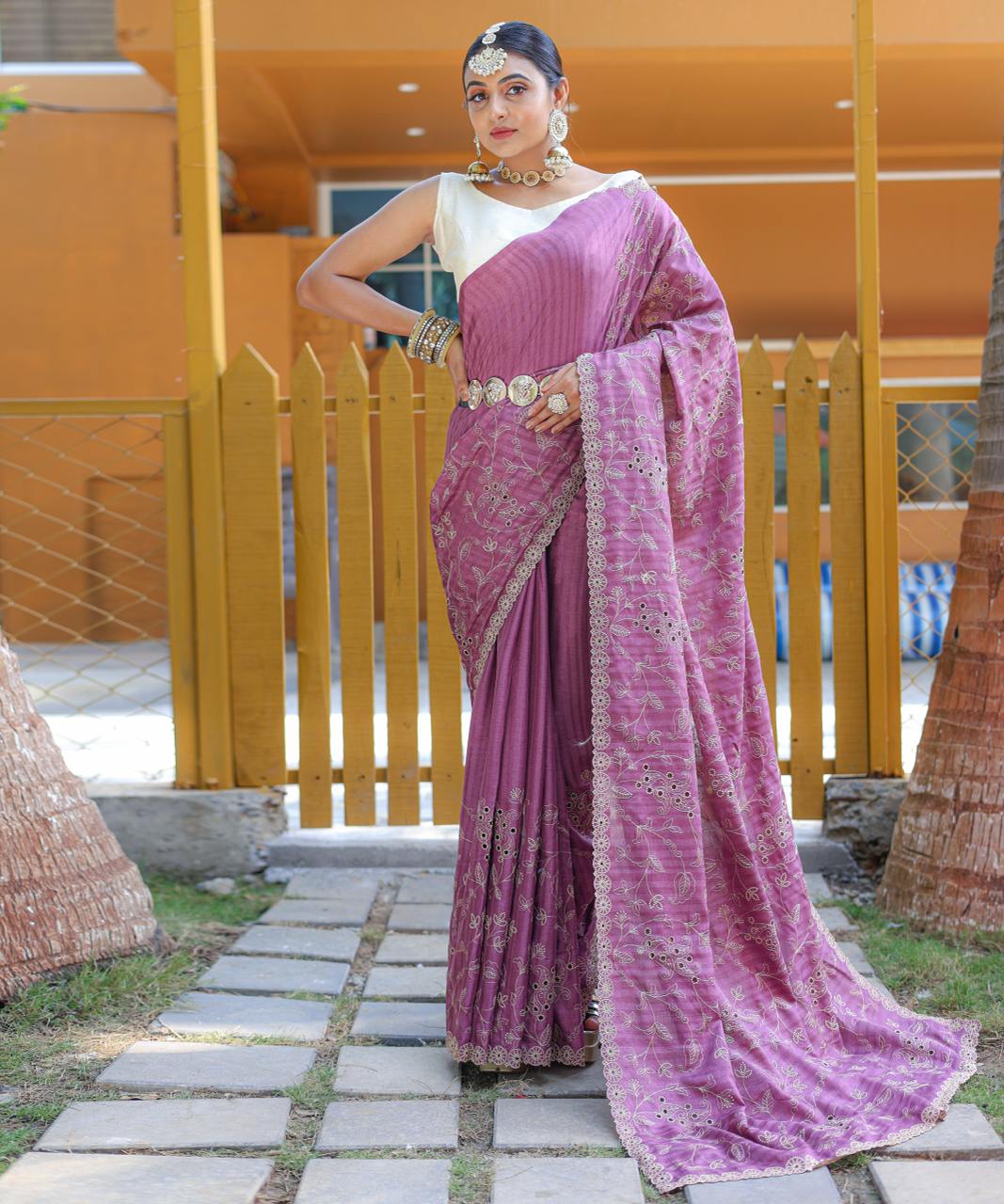 Pure Soft Silk Saree With Beautiful Thread Handwork