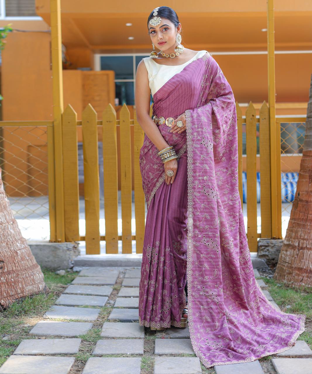 Pure Soft Silk Saree With Beautiful Thread Handwork